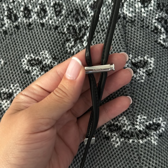 AMIRI Men’s Bandana Basketball Shorts - Picture 5 of 13